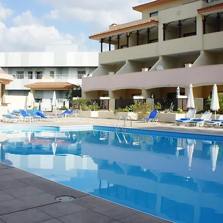 Townhouse Queens Gardens Feriehus Paphos