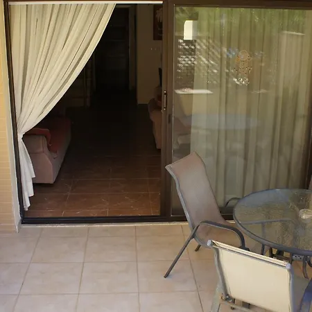 Townhouse Queens Gardens Paphos